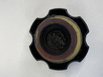 2005-2010 KIA SPORTAGE 2.7L V6 DOHC 24V ENGINE OIL FILLER FLUID CAP OEM