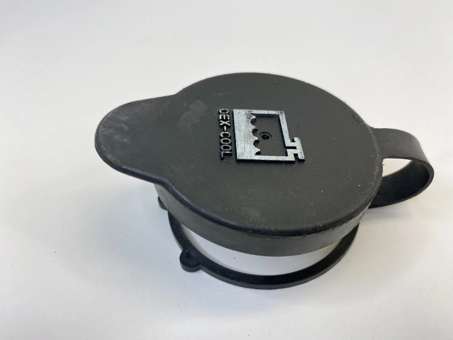 2006-2011 BUICK LUCERNE 3.8L V6 ENGINE COOLANT RECOVERY TANK CAP COVER OEM