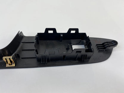 2010-2017 CHEVROLET EQUINOX FRONT RIGHT SIDE DOOR WINDOW SWITCH BEZEL 25946839