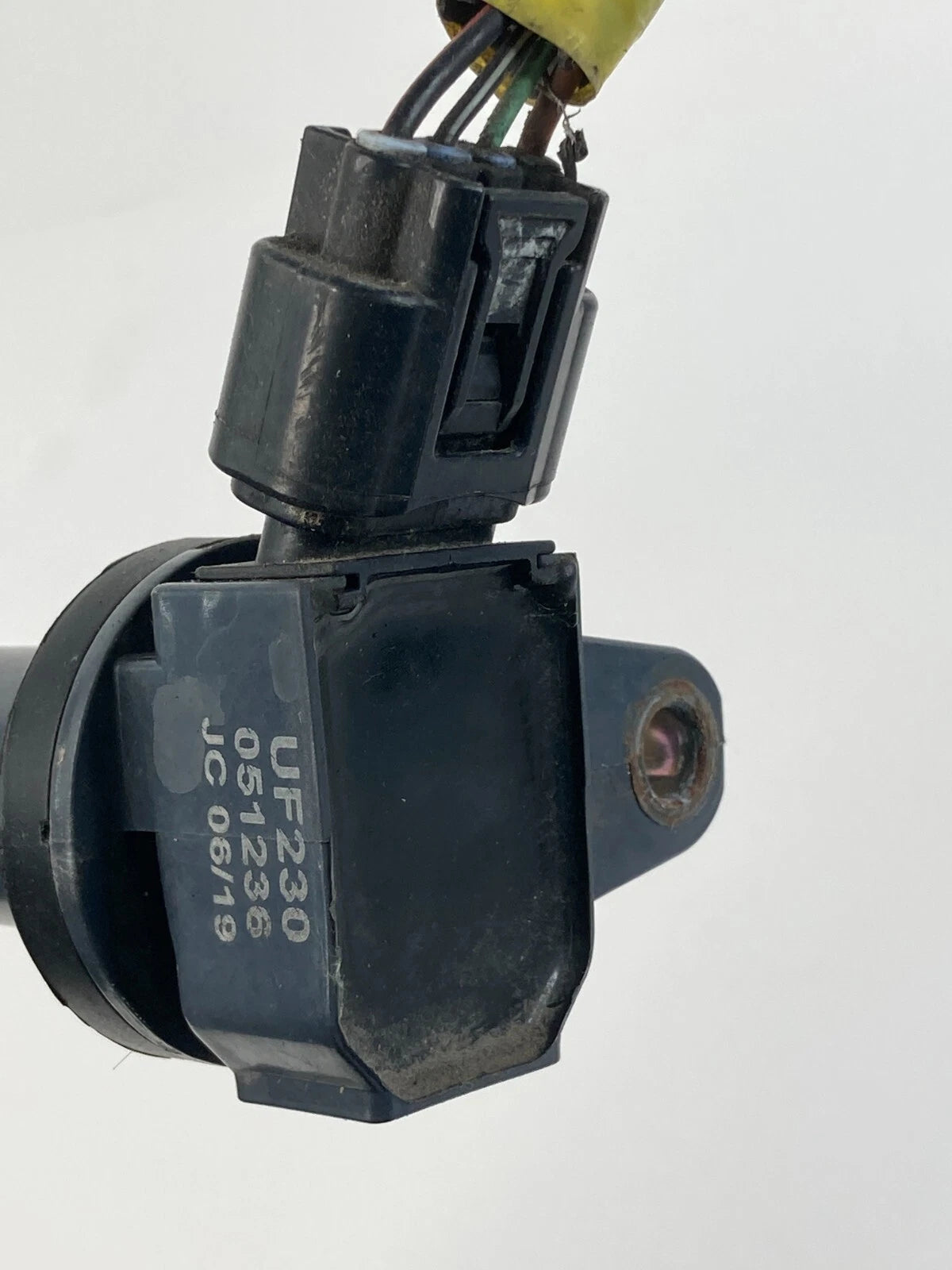 2000-2009 TOYOTA TUNDRA 4.7L V8 IGNITION COIL IGNITER ASSEMBLY OEM