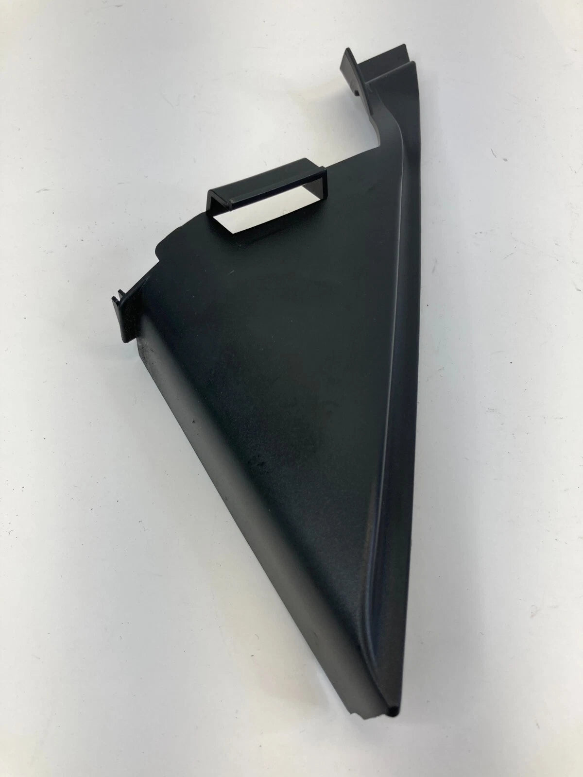 03-08 INFINITI FX35 FRONT RIGHT PASSENGER INTERIOR DOOR CORNER COVER 80292-CG000