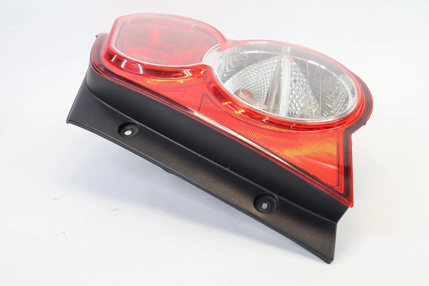 12-16 CHEVROLET SONIC SEDAN RIGHT PASSENGER SIDE TAIL LIGHT LAMP OEM 96830982