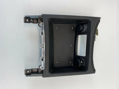 2010-2012 HYUNDAI SANTA FE CONSOLE POWER OUTLET COVER TRIM BEZEL 84691-2B002 OEM