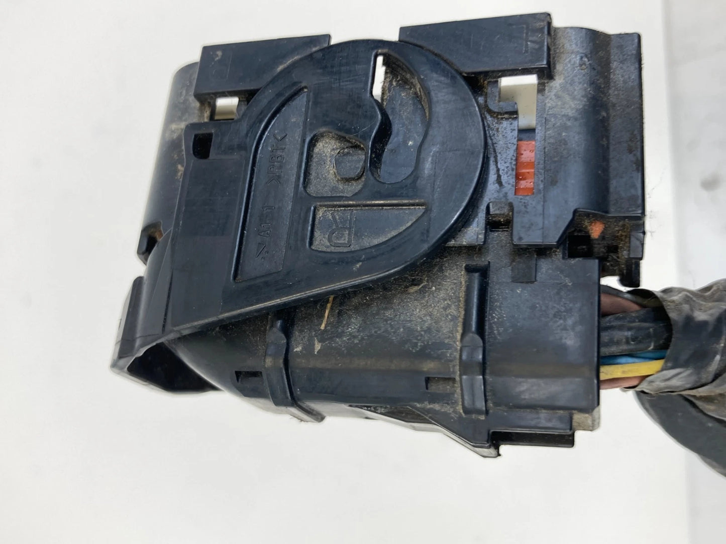 14 15 NISSAN ROGUE SELECT 2.5L FWD AT ABS ANTI LOCK BRAKE PUMP PLUG CONNECTOR