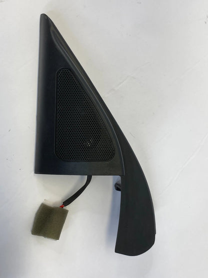 2009-2015 KIA SORENTO FRONT LEFT INNER DOOR QUADRANT COVER CORNER W/ SPEAKER OEM