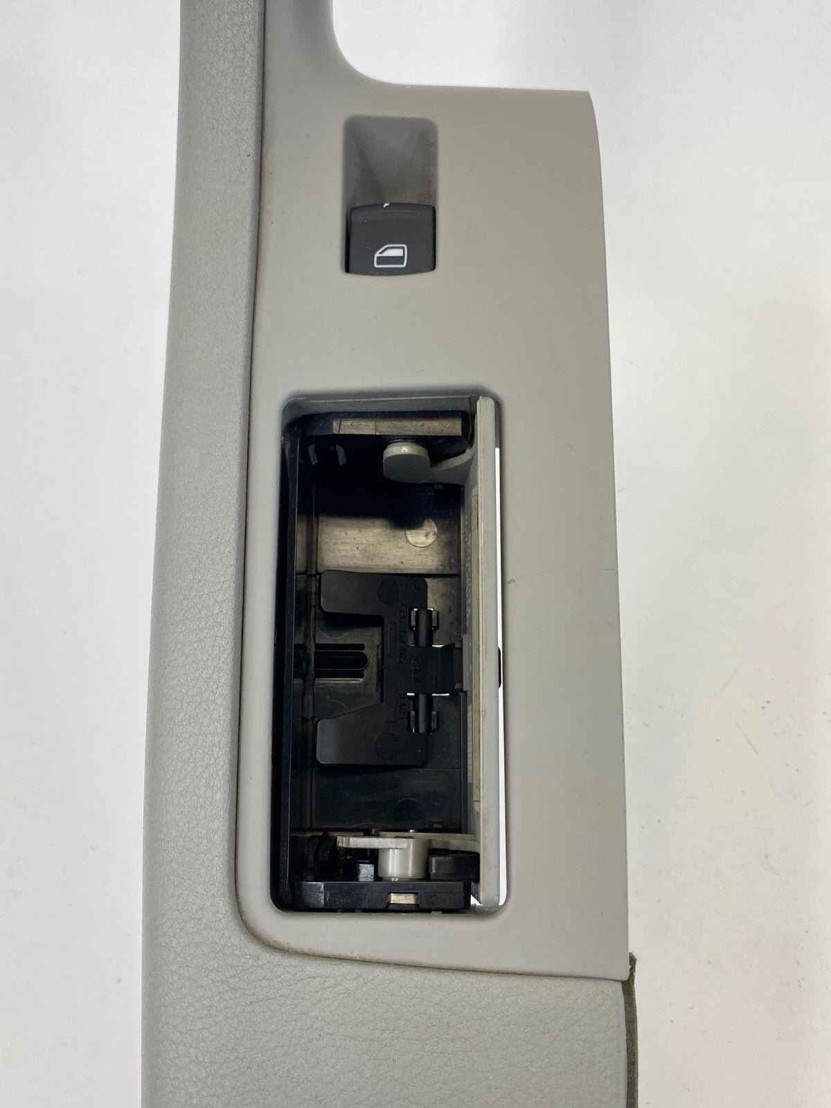 2005-2008 AUDI A6 REAR RIGHT DOOR ARMREST PULL HANDLE ASHTRAY SWITCH OEM