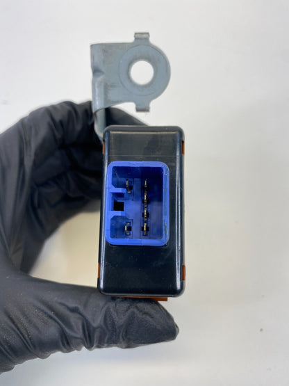 1998-2005 Lexus GS300 3.0L 24V Power Steering Control Module 89650-30570 OEM