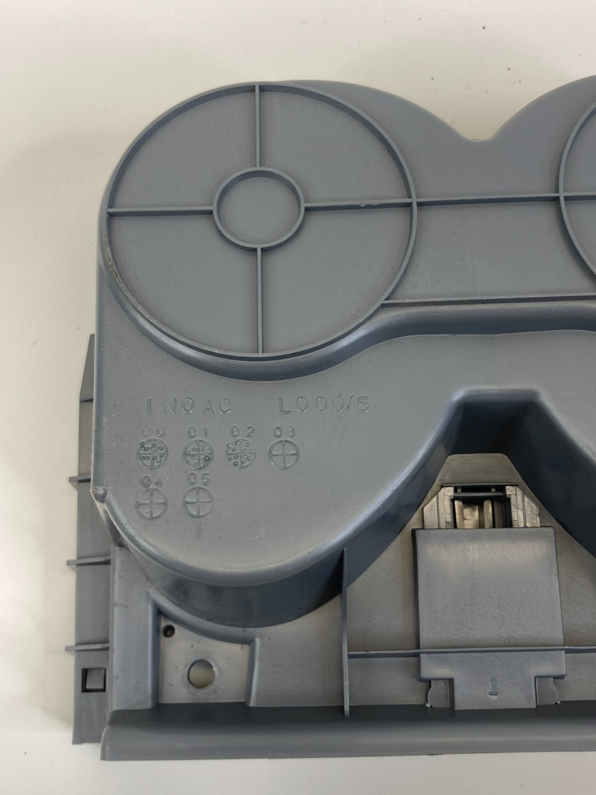 2001-2005 Toyota RAV4 Front Center Console Dual Cup Holder Cupholder 55620-42020