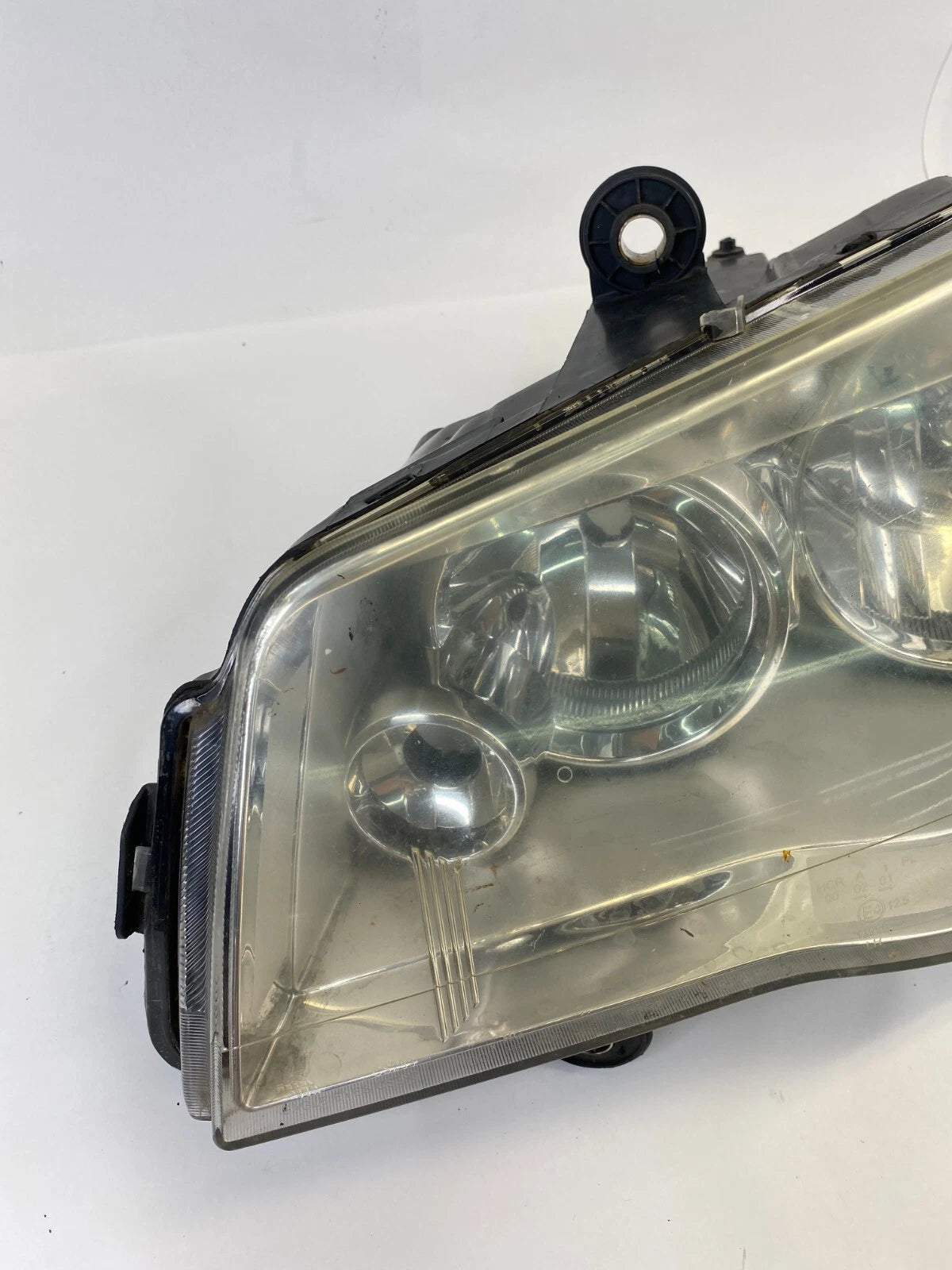 08-20 TOWN & COUNTRY GRAND CARAVAN LEFT DRIVER SIDE HEADLIGHT HEADLAMP AFTRMRKT