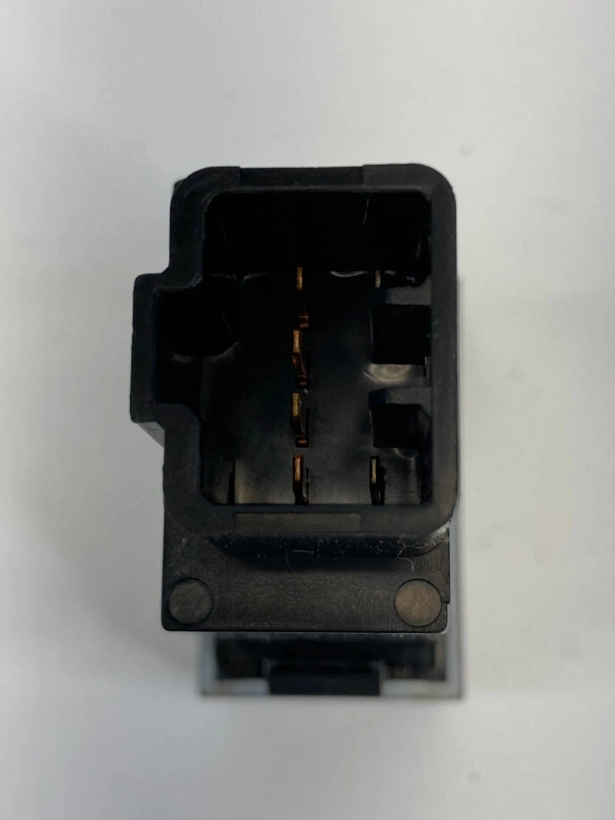2003 2004 2005 2006 KIA SORENTO REAR WIPER CONTROL SWITCH BUTTON 93780-3E000 OEM