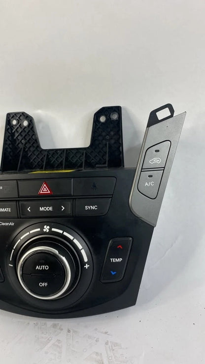 2017 2018 HYUNDAI SANTA FE SPORT AC HEATER CLIMATE CONTROL UNIT 97250-4ZEA0 OEM