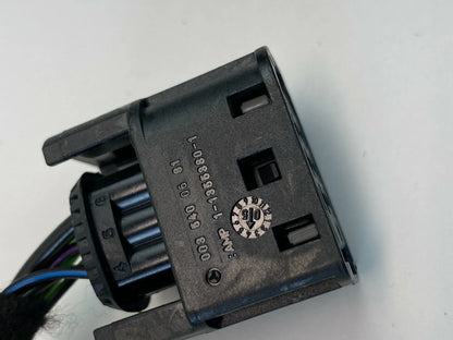 2006 MERCEDES-BENZ C 280 FRONT RIGHT SIDE DOOR PLUG SOCKET 6 PORT 6 PIN WIRING