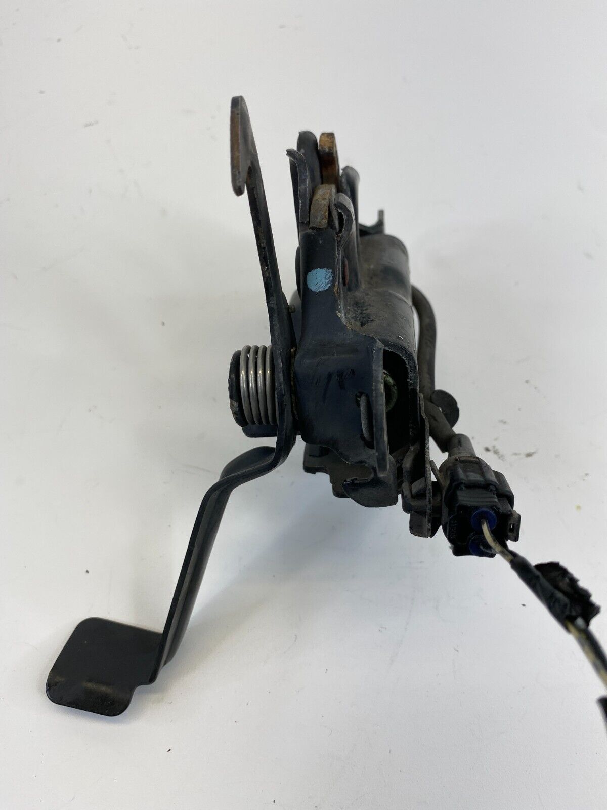 02 03 04 05 06 Toyota Camry Front Hood Bonnet Latch Lock Release Actuator OEM