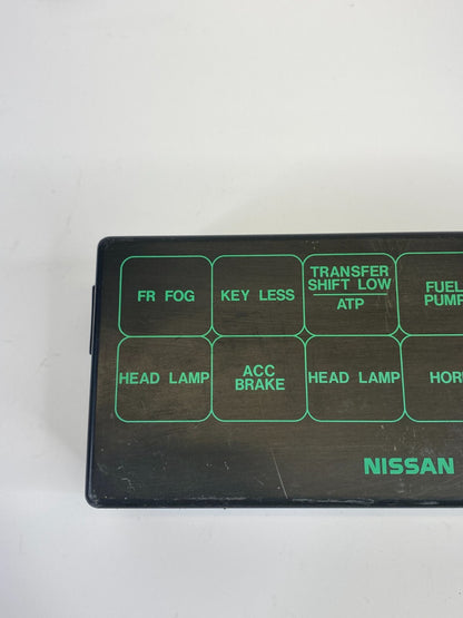 2002 Nissan Pathfinder 3.5L V6 Fuse Box Relay Box Cover Trim Panel OEM
