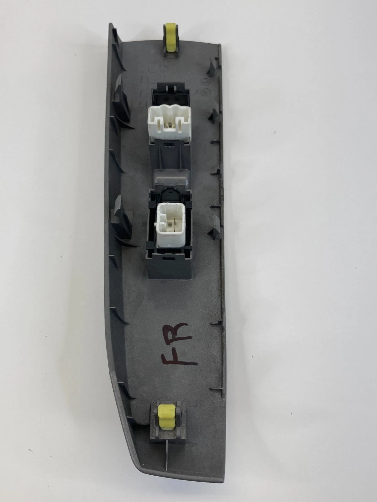 04-09 TOYOTA PRIUS FRONT RIGHT PASSENGER DOOR WINDOW SWITCH BEZEL OEM 7423147090