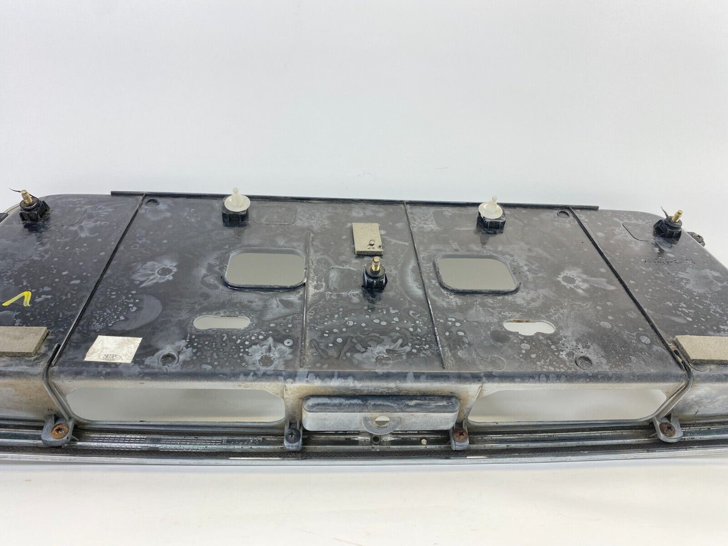 2002-2005 Hyundai Sonata Deck Lid Trunk Finish Panel Molding Garnish 87371-3D000