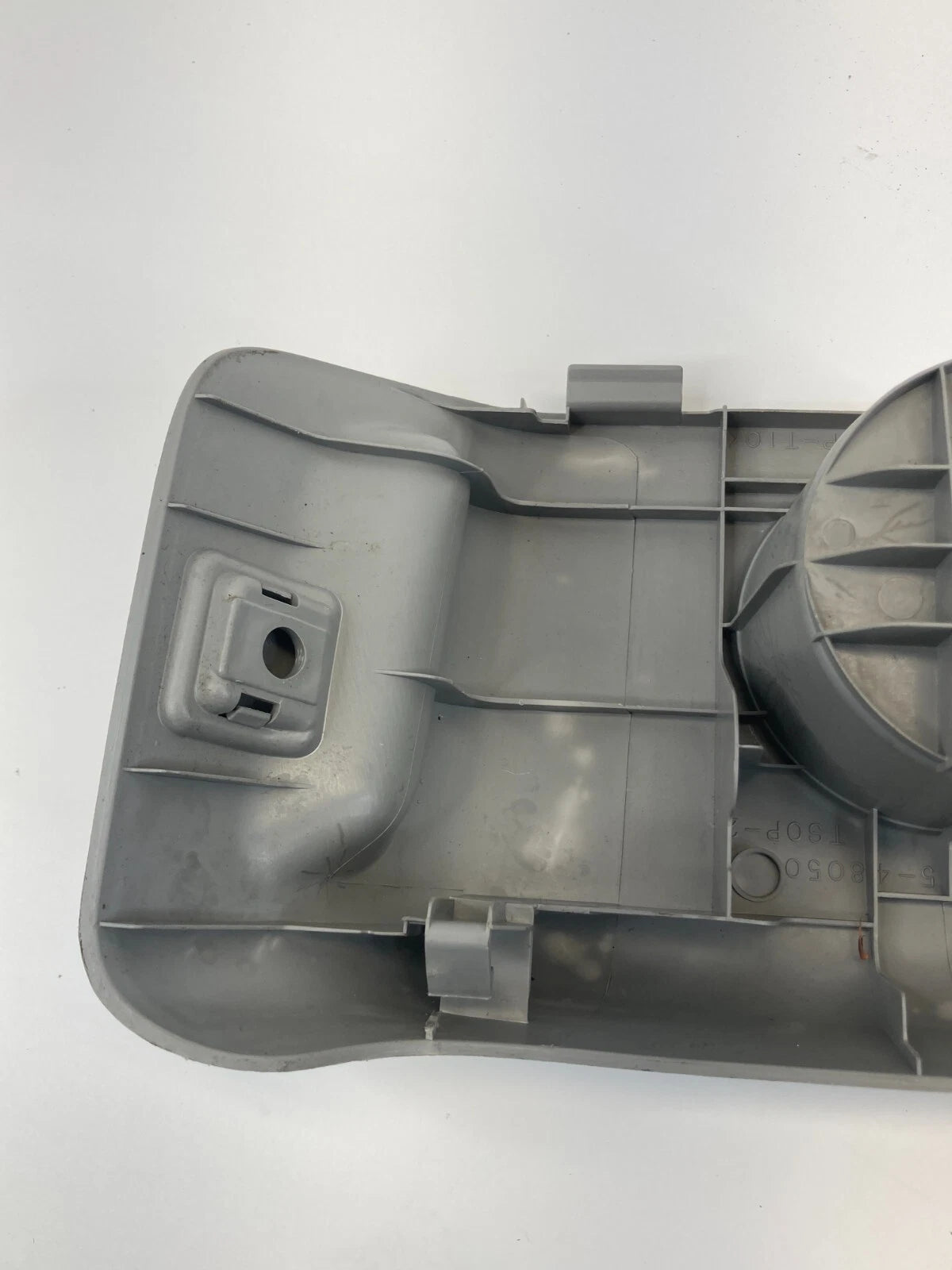 2004-2007 TOYOTA HIGHLANDER REAR LEFT QUARTER PANEL CUP HOLDER TRIM 84715-48050