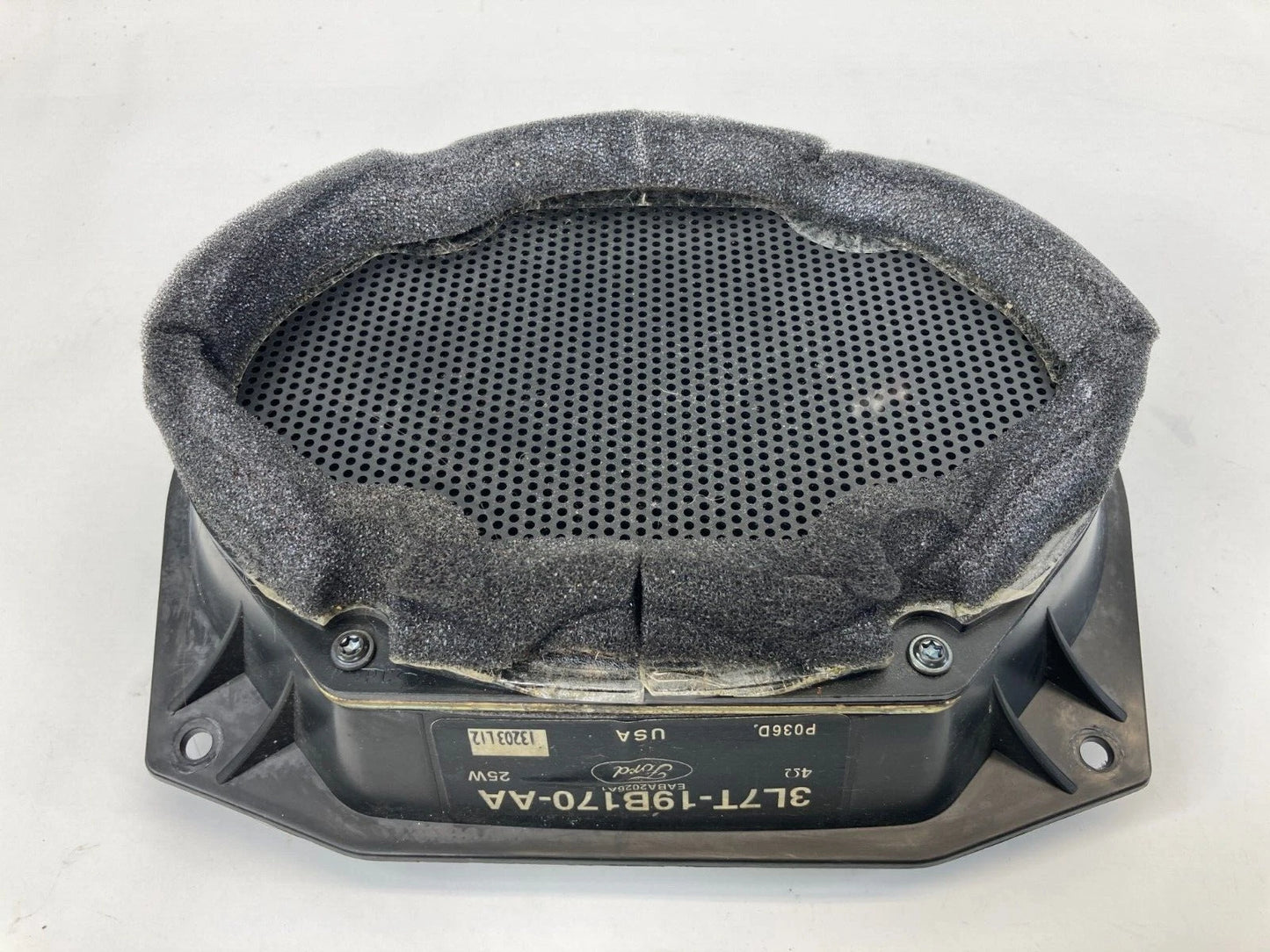 2002-2006 LINCOLN NAVIGATOR FRONT RIGHT DOOR AUDIO SPEAKER 3L7T-19B170-AA OEM