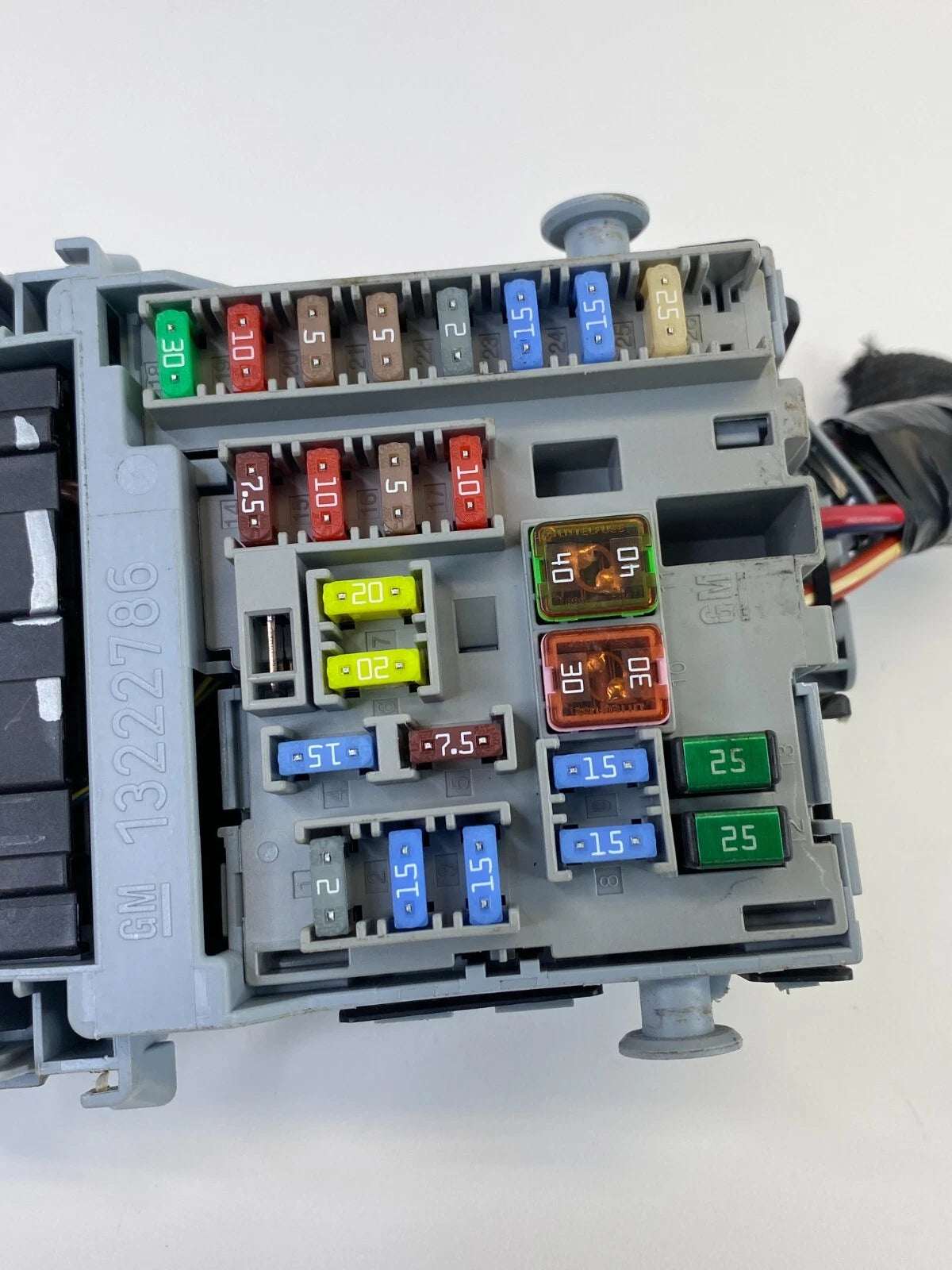 2013-2015 CHEVROLET MALIBU 2.5L INTERIOR FUSE BOX RELAY PANEL UNIT OEM 13222786