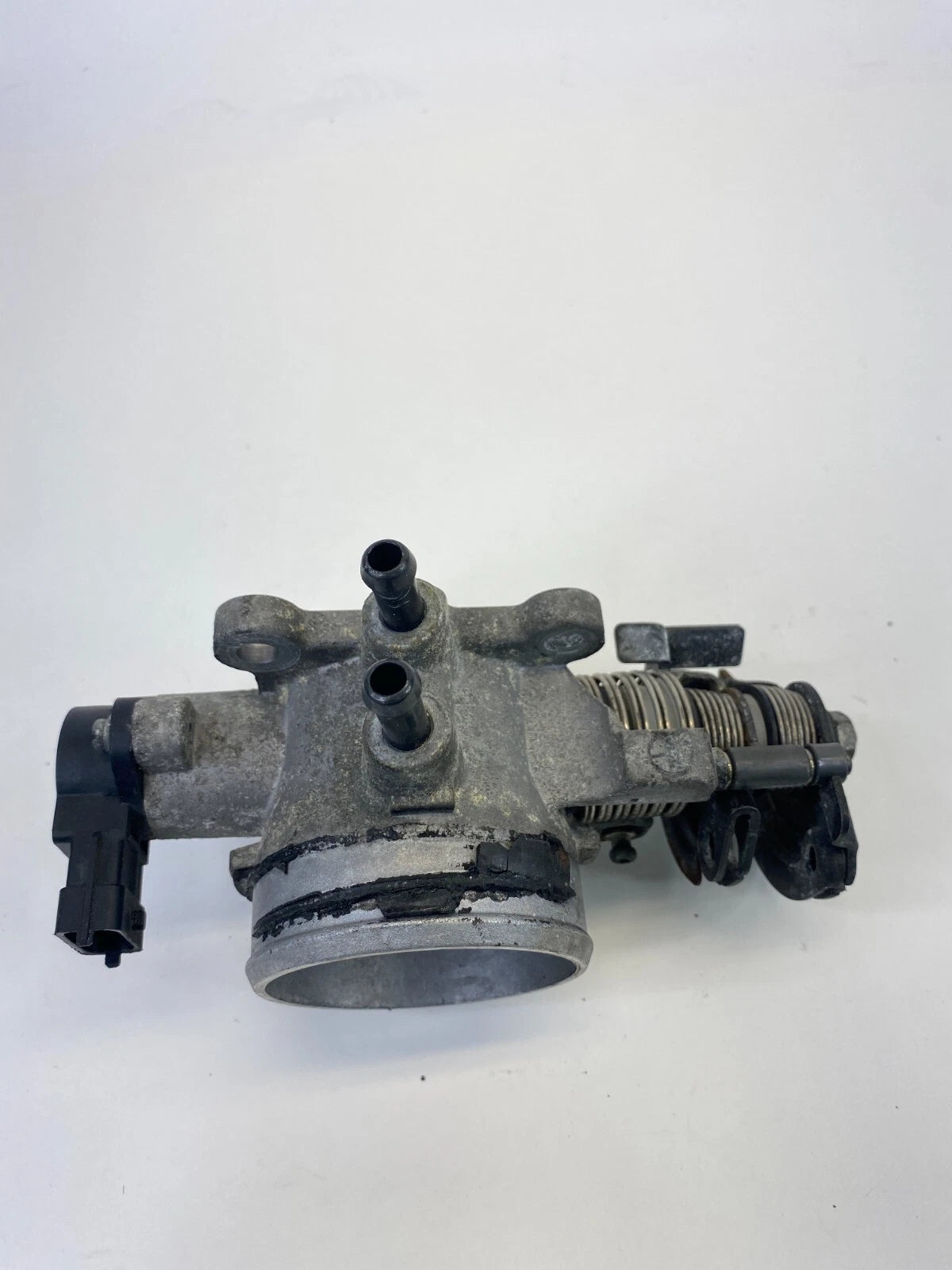 06-12 HYUNDAI ELANTRA 2.0L FWD THROTTLE BODY & POSITION SENSOR 35170-26910 OEM