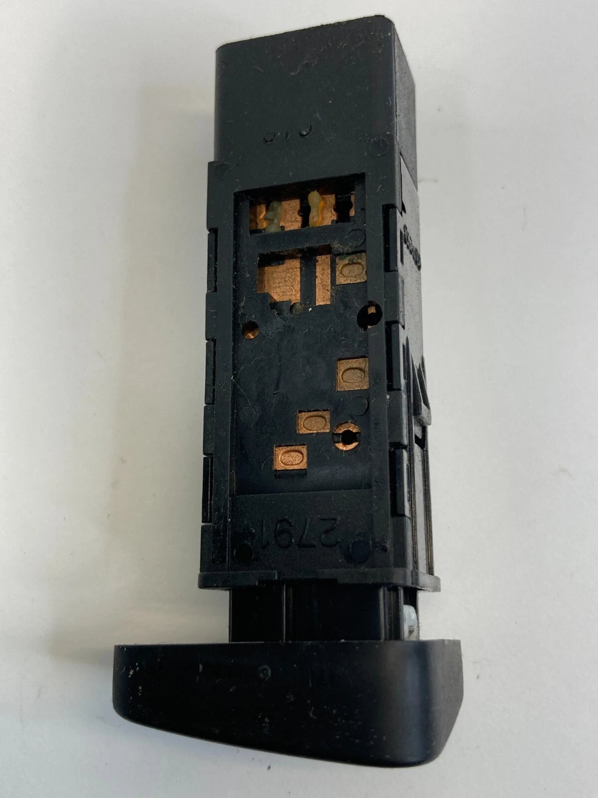 2006 2007 2008 2009 2010 2011 HYUNDAI ACCENT TRIP BUTTON SWITCH 202002962