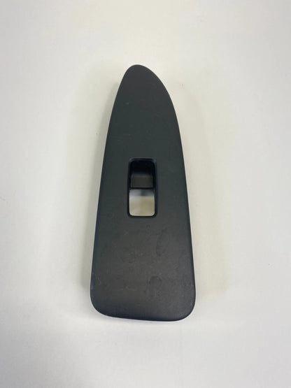 2002 2003 LEXUS ES300 2004 LEXUS ES330 REAR LEFT DOOR WINDOW SWITCH COVER TRIM