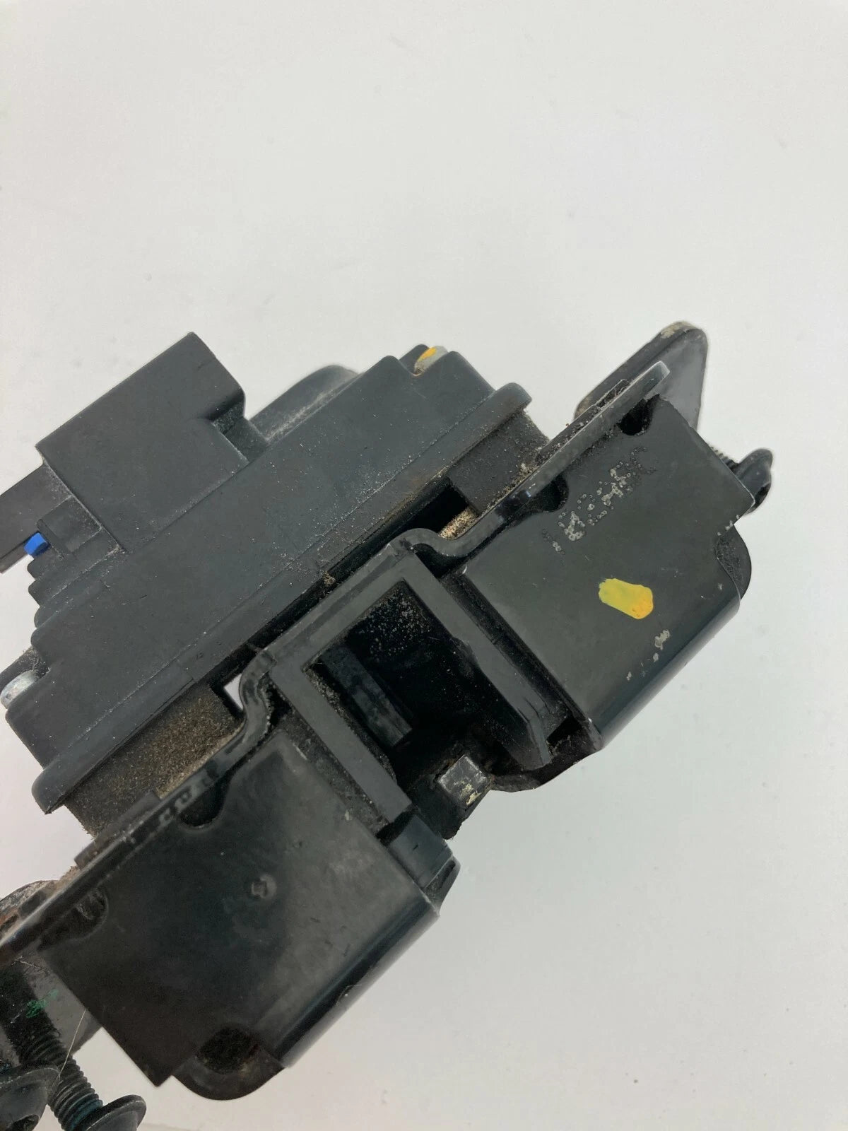2004 2005 04 05 DODGE DURANGO REAR LIFTGATE TAILGATE LOCK LATCH ACTUATOR OEM