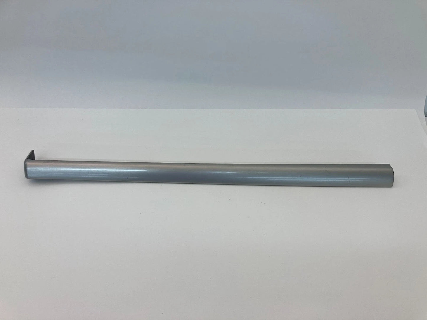 2005-2007 SATURN RELAY FRONT RIGHT PASSENGER SIDE DASH TRIM MOLDING PANEL OEM