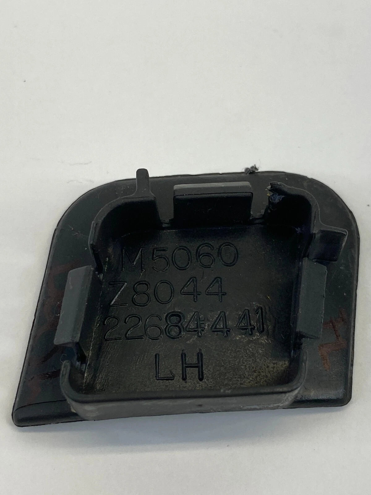 2002-2007 SATURN VUE DASH LEFT SIDE BOLT SCREW COVER TRIM CAP 22684441 OEM