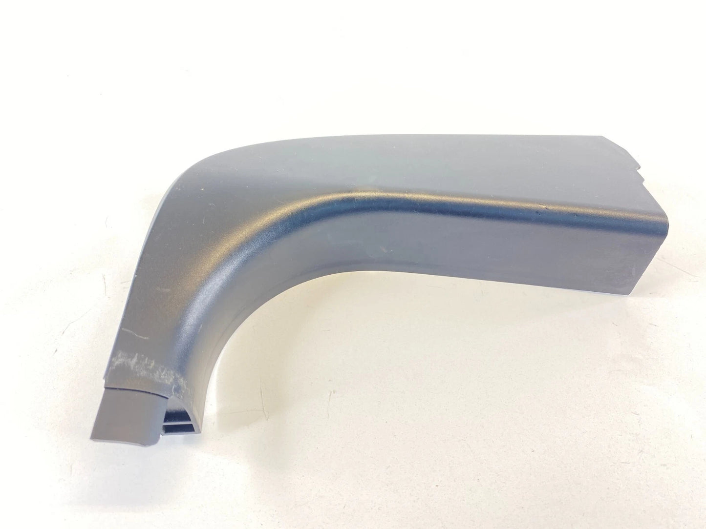 2004-2007 BMW 530I 525I 530I FRONT RIGHT KICK PANEL COVER TRIM 22339910GE OEM