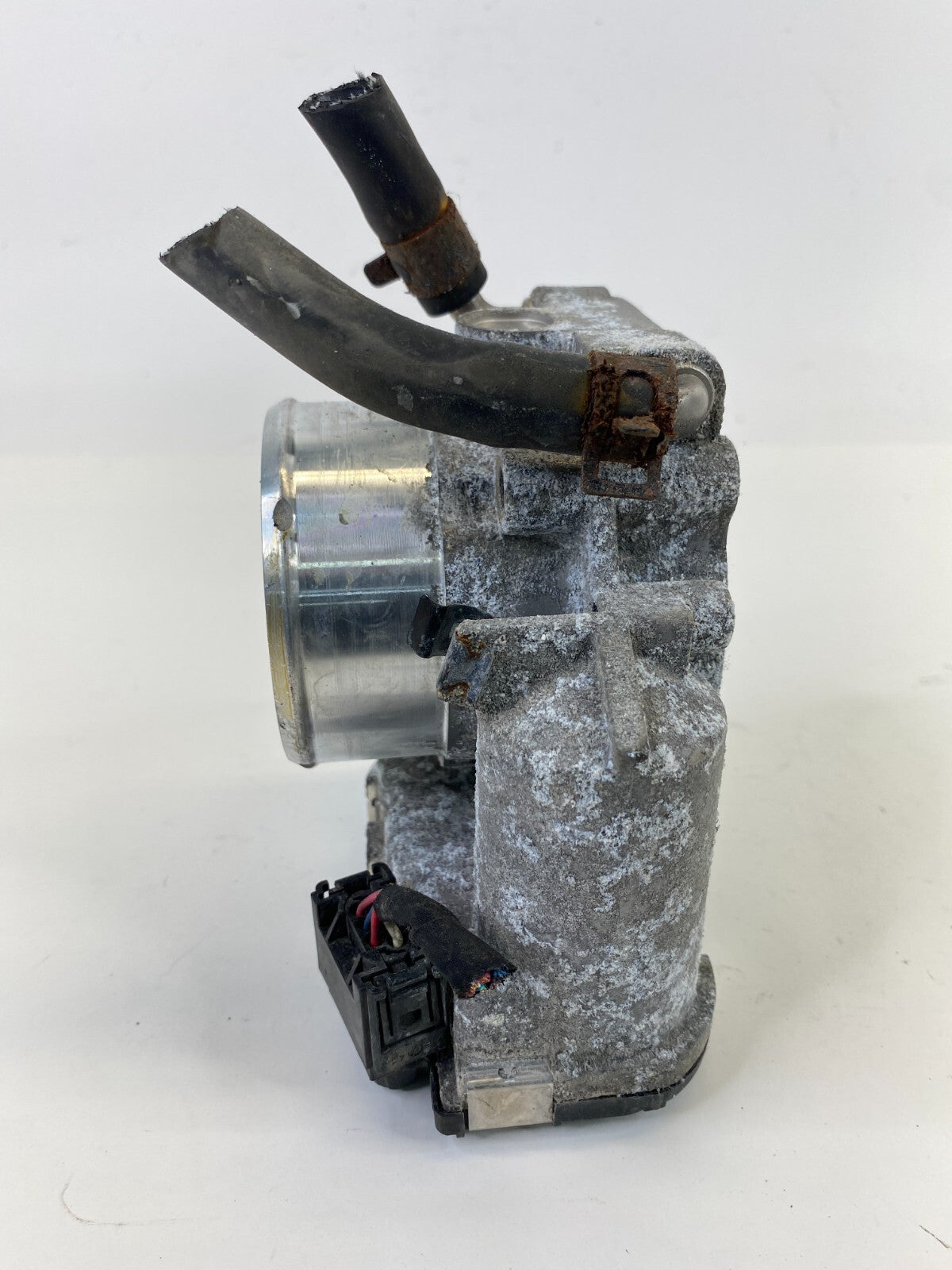 13-16 Hyundai Santa Fe Sport 2.4L Throttle Body Throttle Valve 35100-2G700 OEM