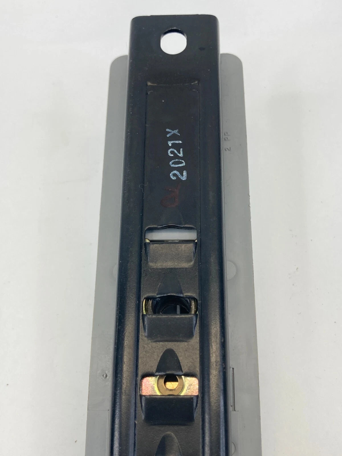 2001 2002 2003 2004 2005 HONDA CIVIC SEDAN FRONT RIGHT SEAT BELT HEIGHT ADJUSTER
