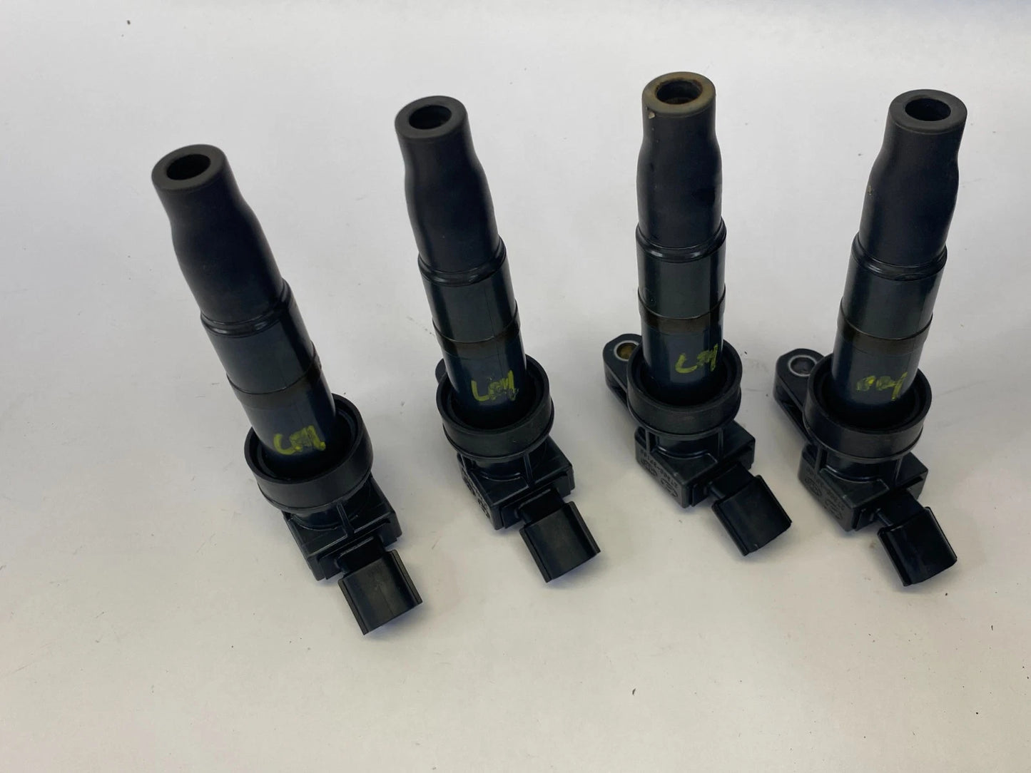 2010-2013 KIA FORTE 2.0L L4 SET OF 4 COIL ON PLUG IGNITION 27300-3F100 OEM