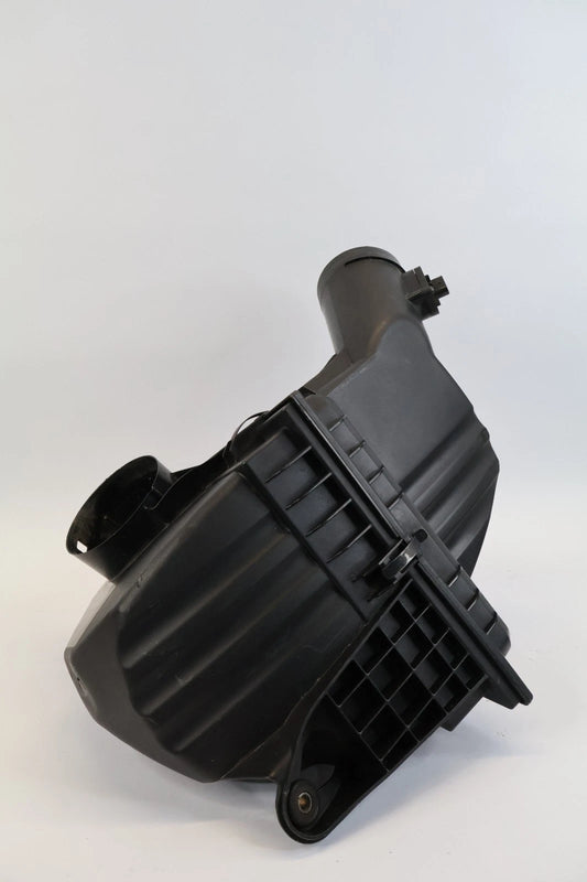 2012-2016 BMW 528I 2.0L L4 AIR CLEANER INTAKE FILTER HOUSING BOX 13717612014 OEM