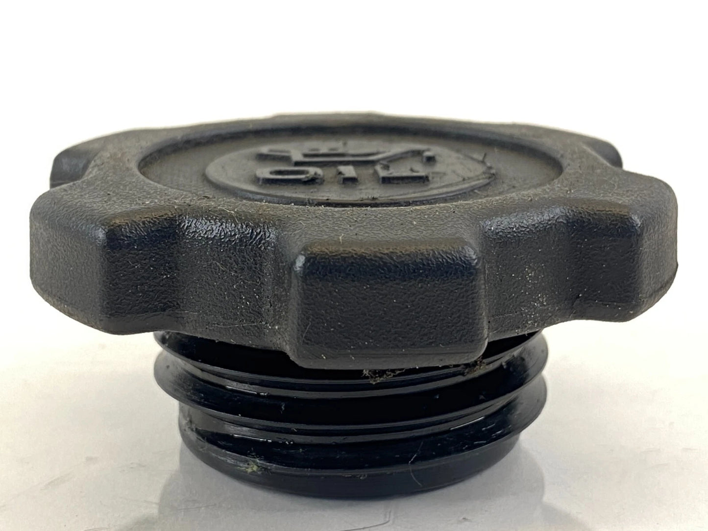 2006 2007 06 07 SUBARU B9 TRIBECA ENGINE OIL RESERVOIR FILLER CAP COVER LID OEM