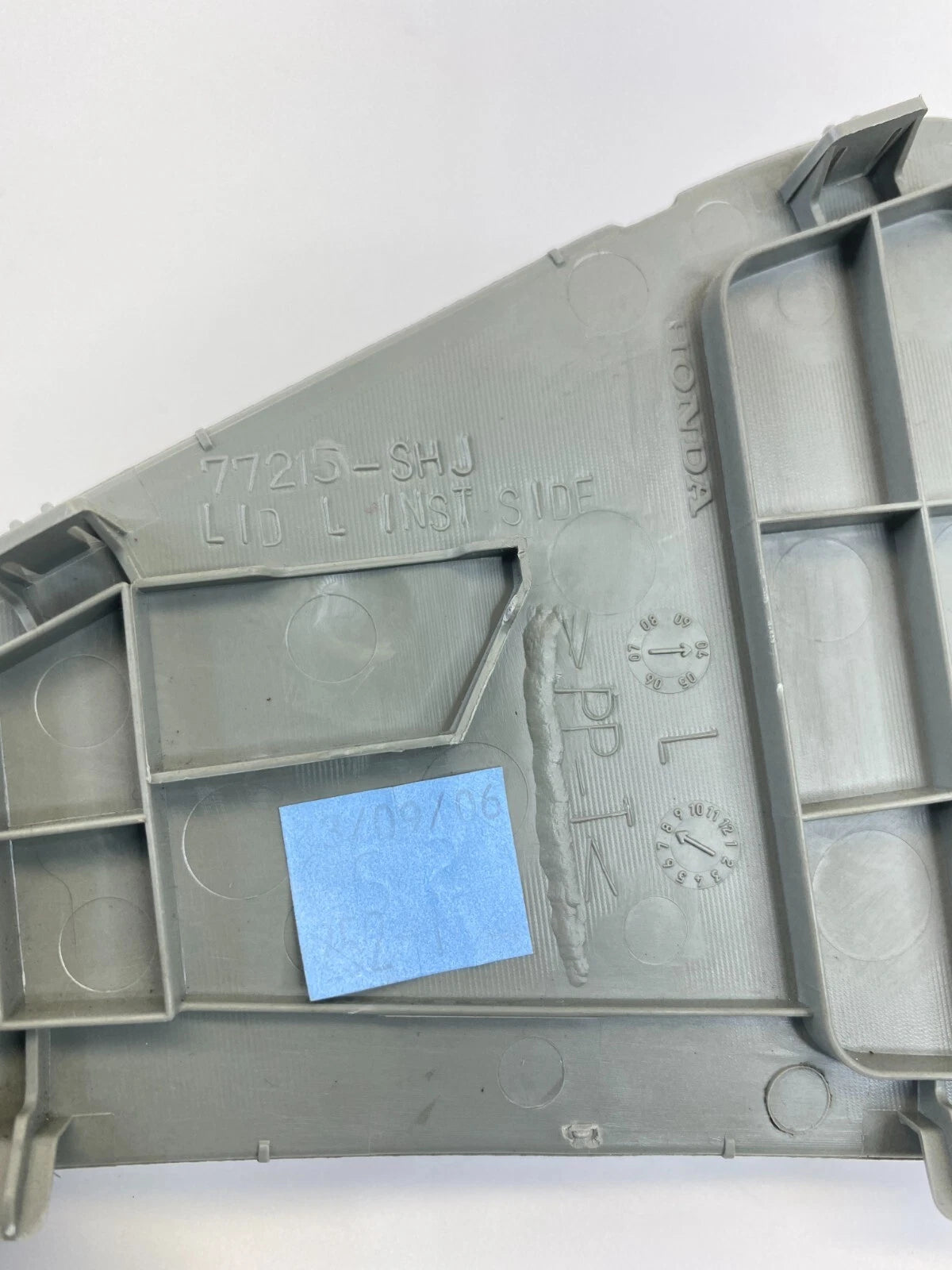 05-10 HONDA ODYSSEY LEFT DRIVER SIDE DASH END CAP COVER TRIM PANEL 77215-SHJ OEM