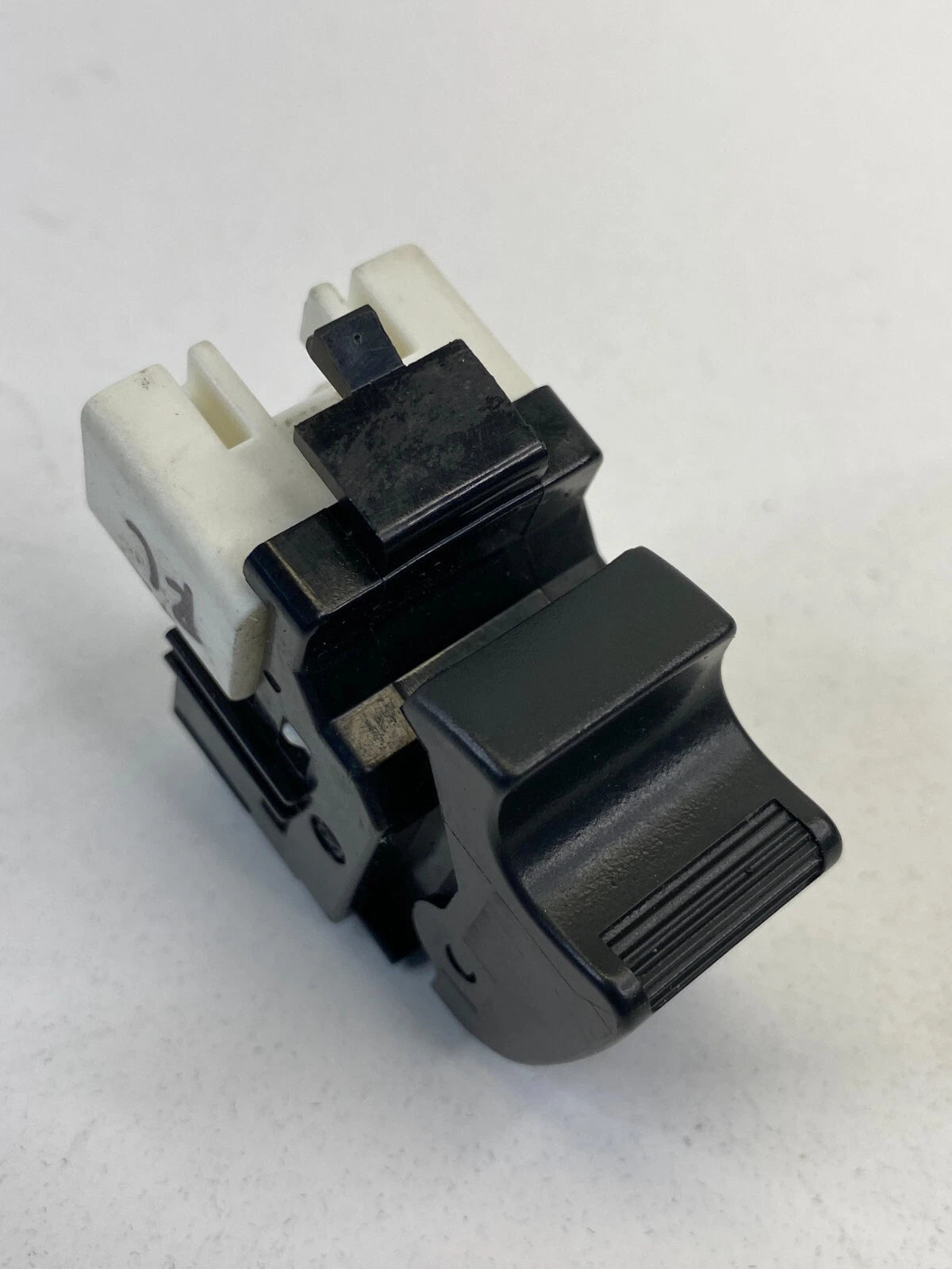 2004-2009 TOYOTA PRIUS REAR LEFT DRIVER SIDE DOOR WINDOW CONTROL SWITCH OEM