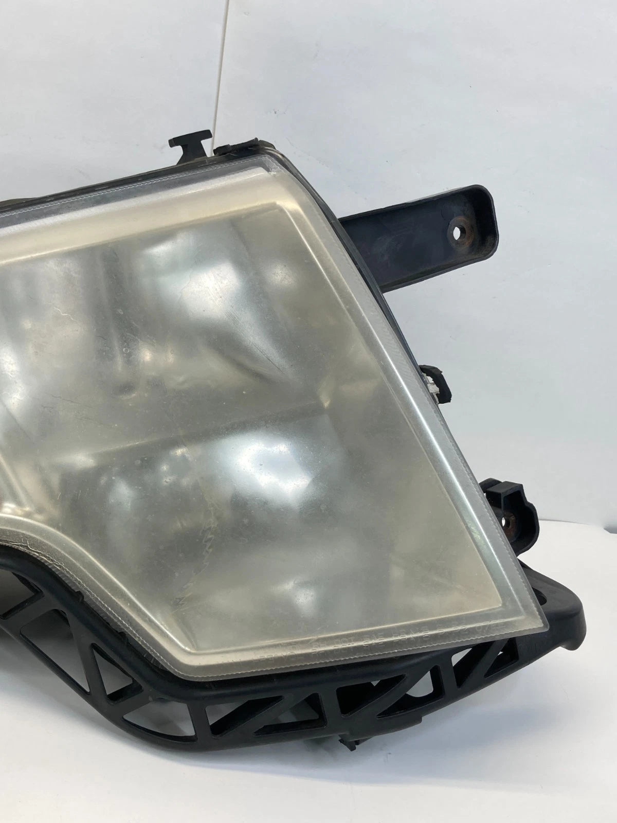 2007-2010 FORD EDGE RIGHT PASSENGER SIDE HEADLIGHT HEAD LAMP 9T4J-13005-A OEM