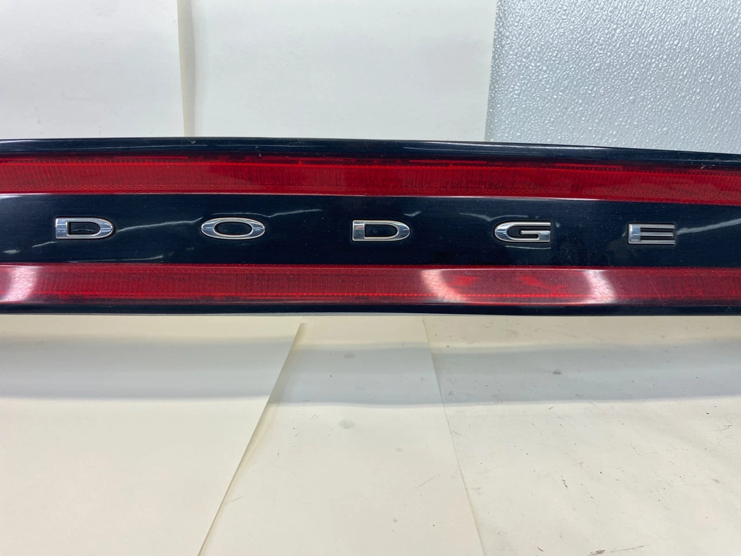 13-16 DODGE DART TRUNK LED LID CENTER THIRD BRAKE LIGHT TAILLAMP 68164500AD OEM