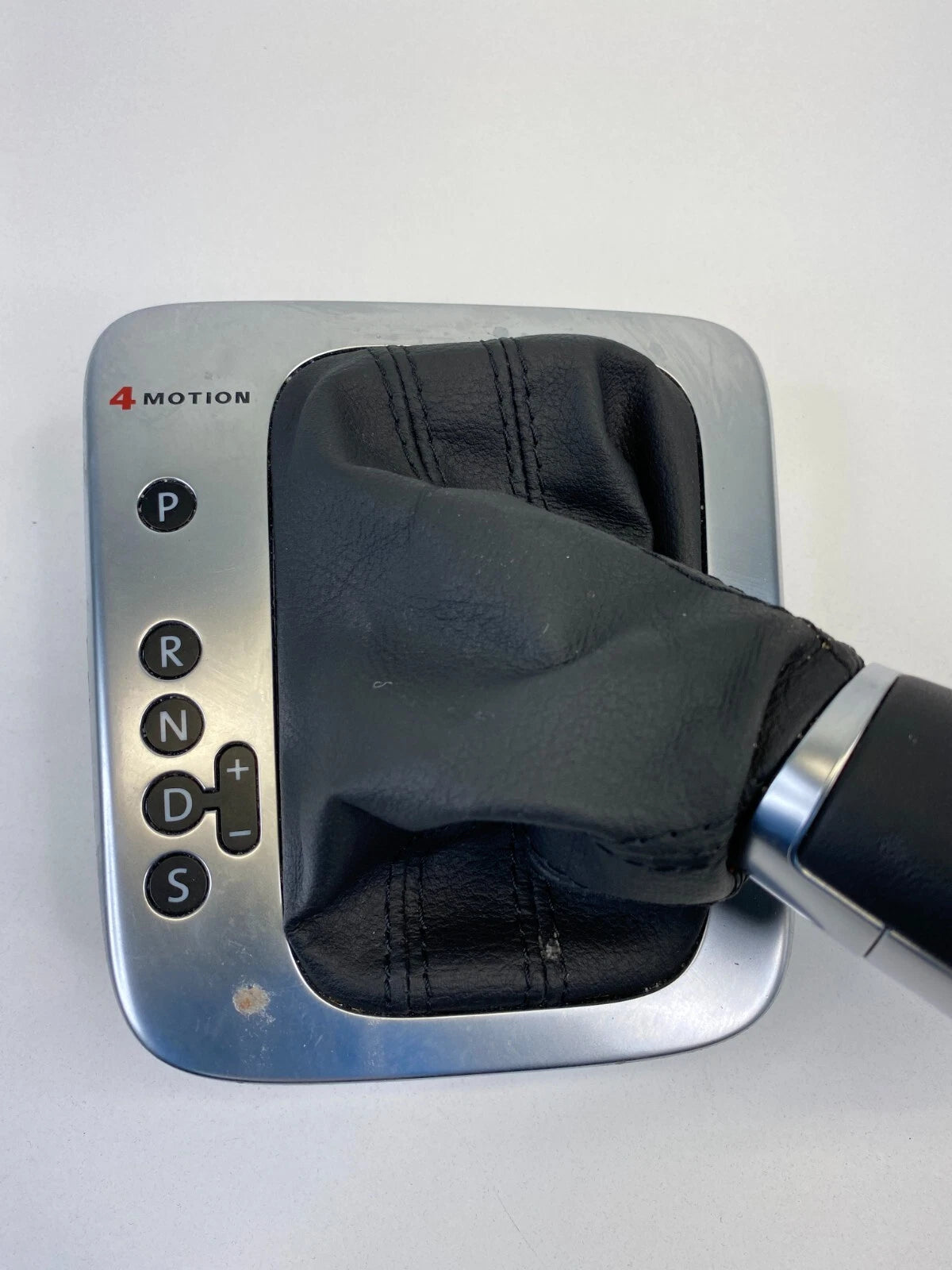 11-14 TOYOTA SIENNA DASH GEAR SHIFT SHIFTER INDICATOR BEZEL TRIM 5N1713203AF OEM