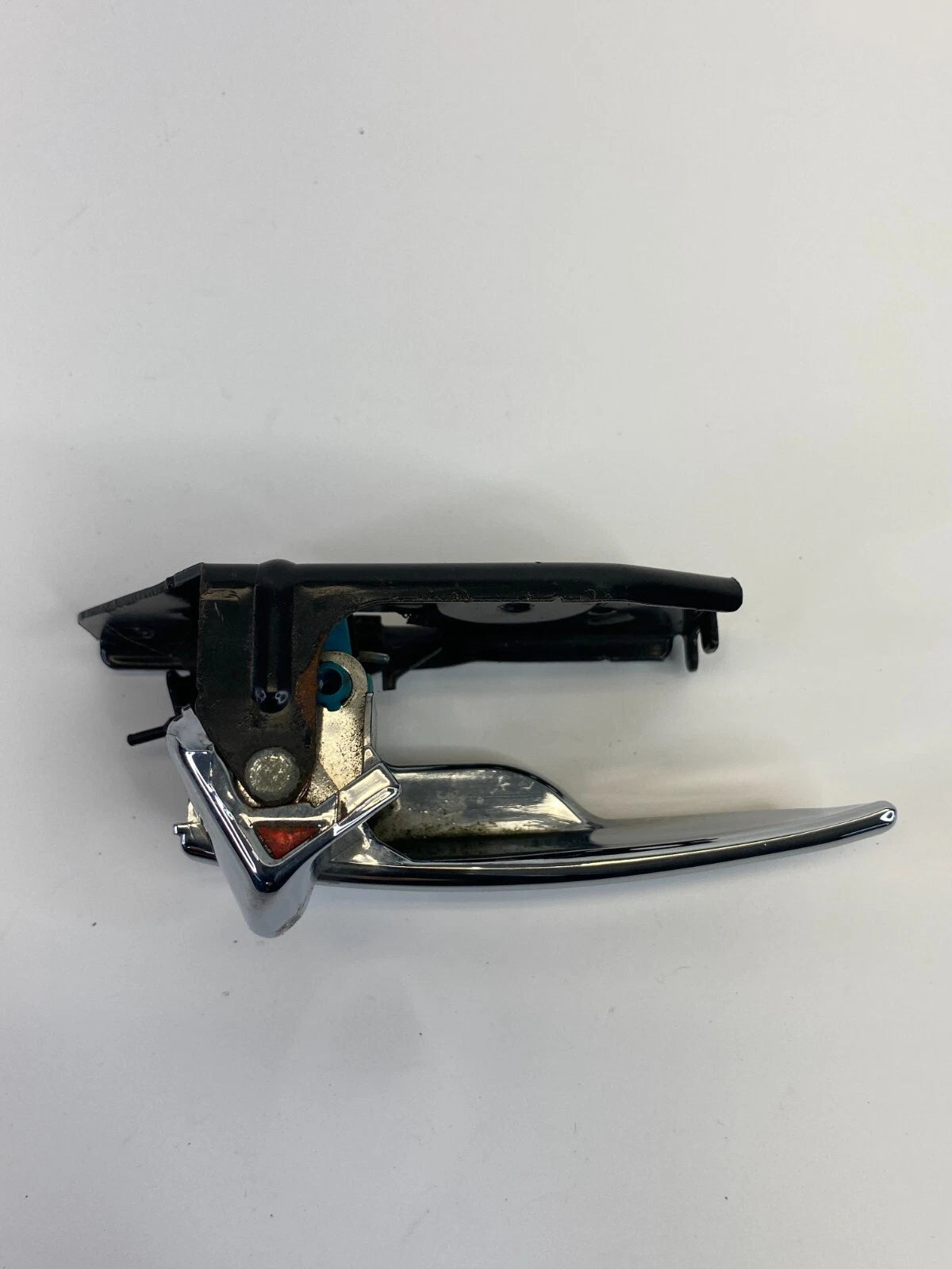 2002-2005 HYUNDAI SONATA REAR LEFT BACK SIDE INTERIOR DOOR HANDLE OEM