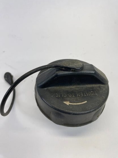 02 03 04 05 06 07 JEEP LIBERTY 3.7L FUEL FILLER DOOR TANK CAP GAS LID COVER OEM
