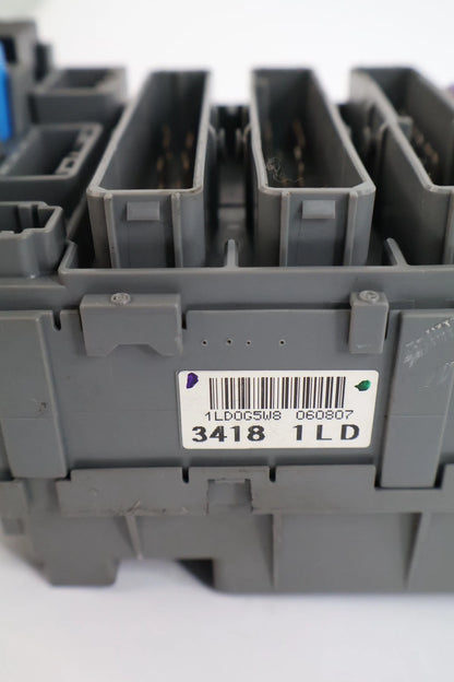 2007-2011 HONDA CR-V 2.4L INTERIOR FUSE RELAY BOX COMPARTMENT SWA-A11 OEM