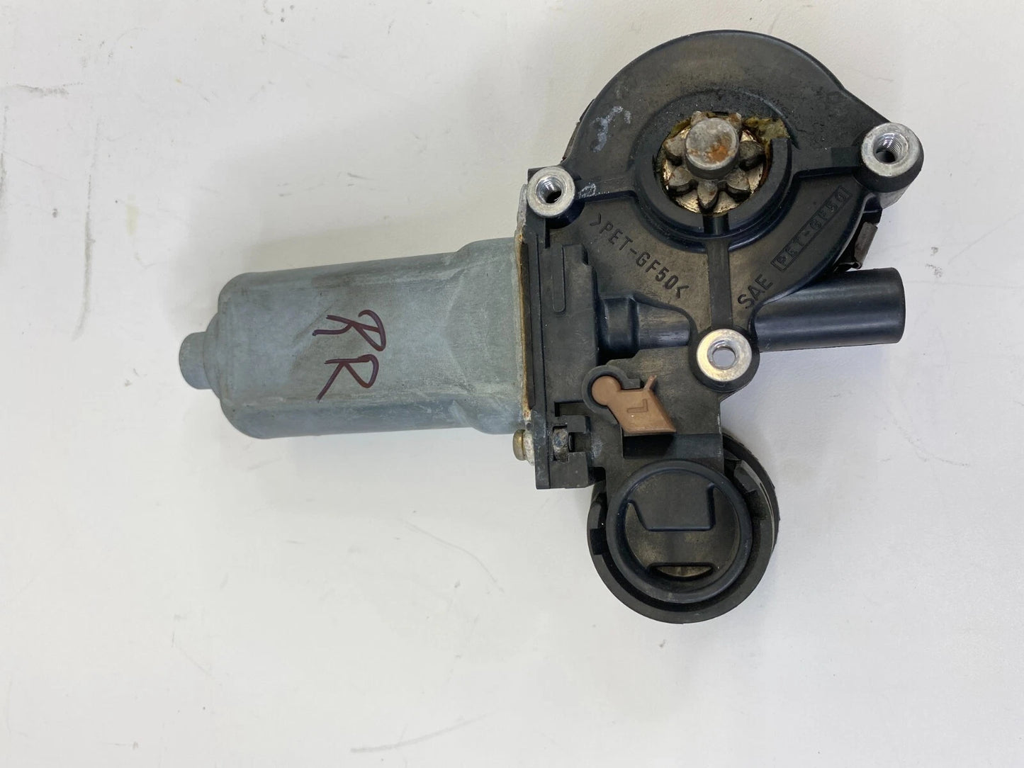 2002-2006 TOYOTA CAMRY REAR RIGHT SIDE DOOR POWER WINDOW MOTOR 85720-AA050 OEM