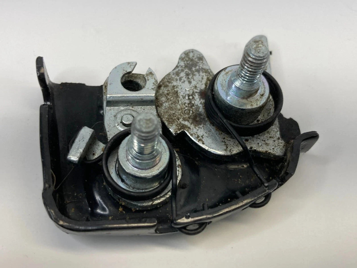 2009-2014 VW VOLKSWAGEN ROUTAN REAR RIGHT SLIDING DOOR HOLD OPEN LOCK LATCH OEM