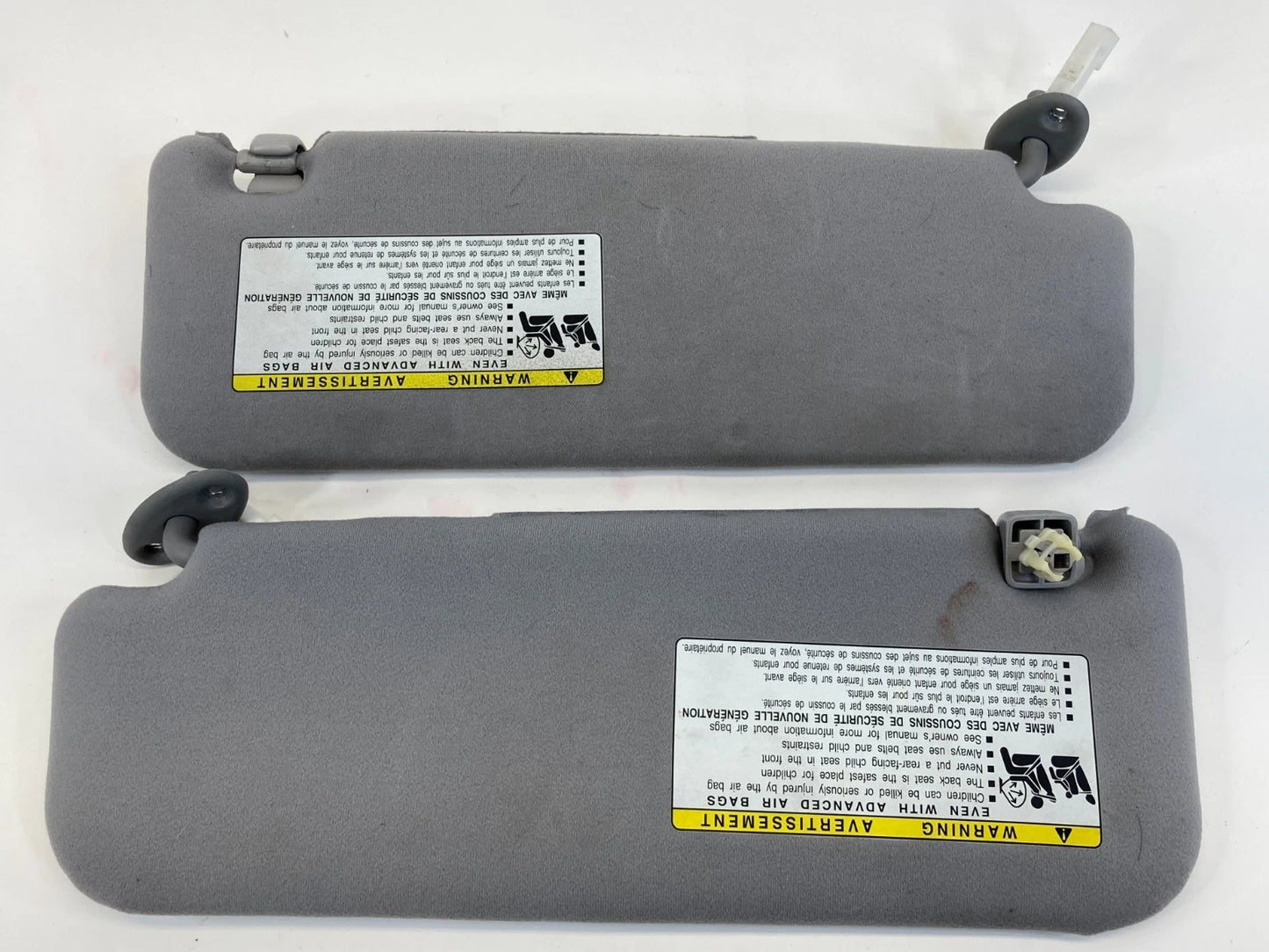2004-2009 TOYOTA PRIUS DRIVER LH & PASSENGER RH SUN VISOR PAIR W/ MIRROR OEM