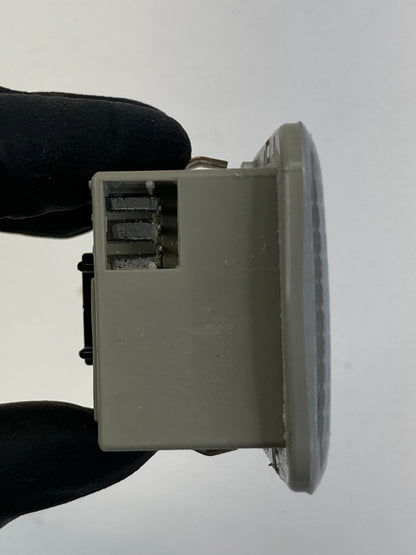 2003-2006 Infiniti G35 Roof Interior Rear Right Dome Map Light Lamp Assembly