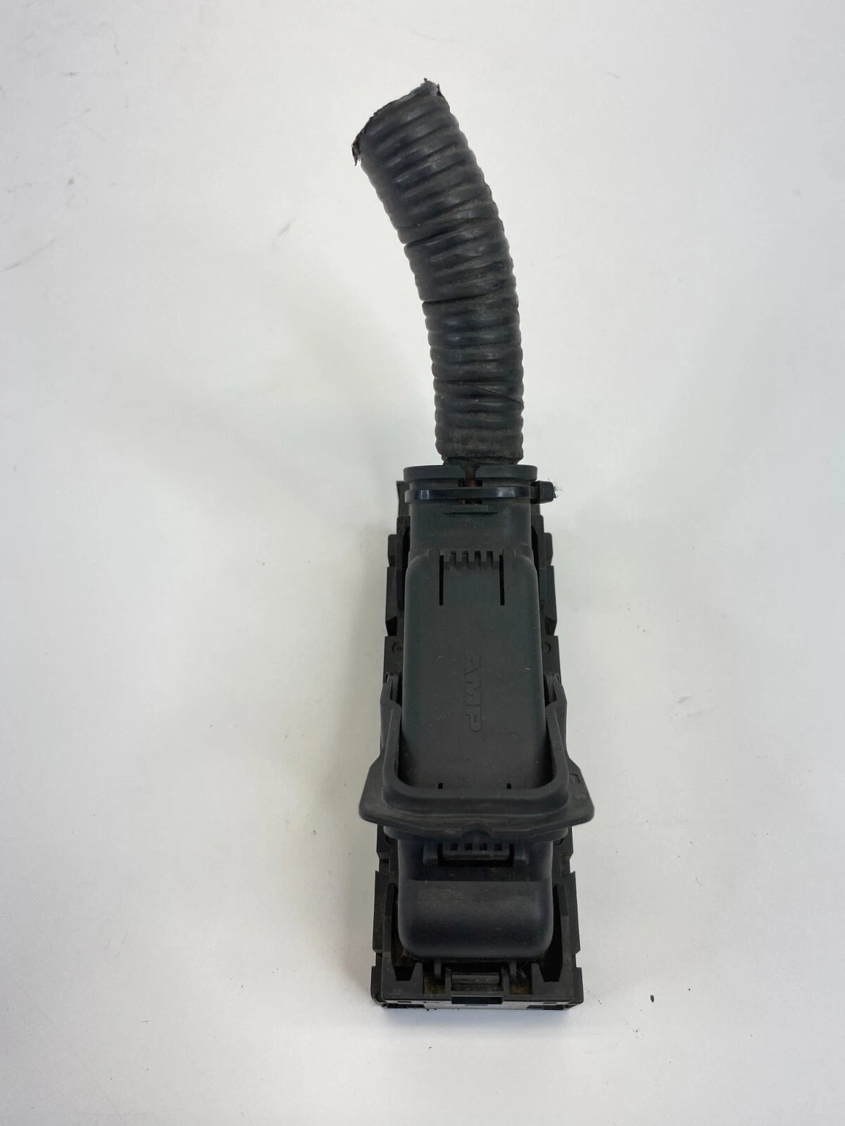 06 07 NISSAN XTERRA 4.0L A/T 4WD ABS PUMP ANTI LOCK BRAKE PLUG CONNECTOR RELAY