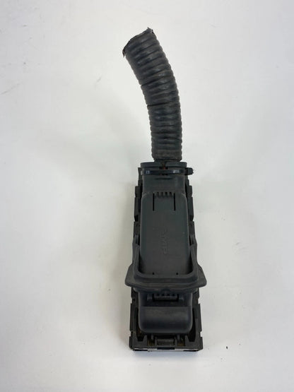 06 07 NISSAN XTERRA 4.0L A/T 4WD ABS PUMP ANTI LOCK BRAKE PLUG CONNECTOR RELAY