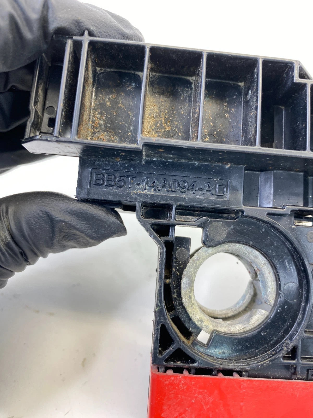 2011-2015 FORD EXPLORER POSITIVE BATTERY CABLE FUSE TERMINAL END BB5T-14A094 OEM